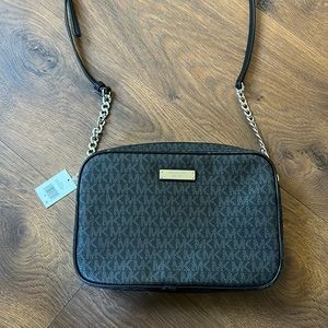 Michael Kors Jet Set Crossbody